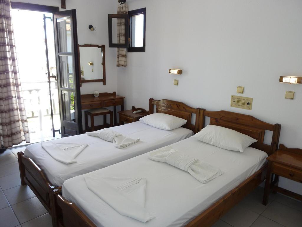 Hotel Golden Sun Kokkari Pokoj fotografie